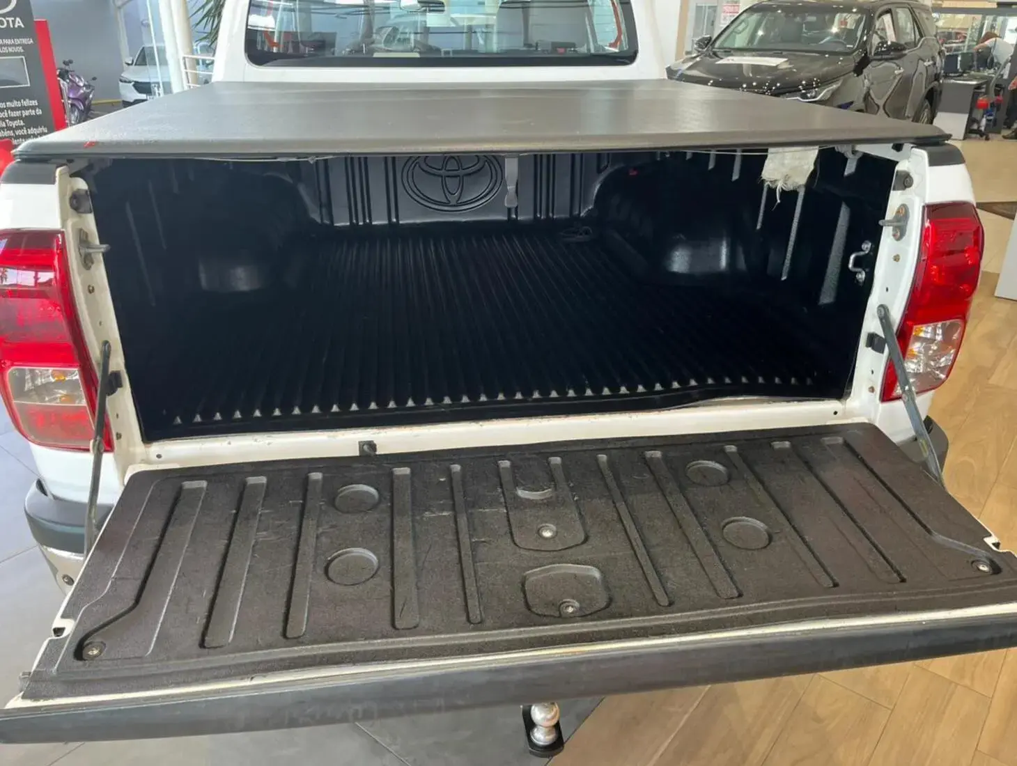 galeria HILUX SRV 4X4 2.8