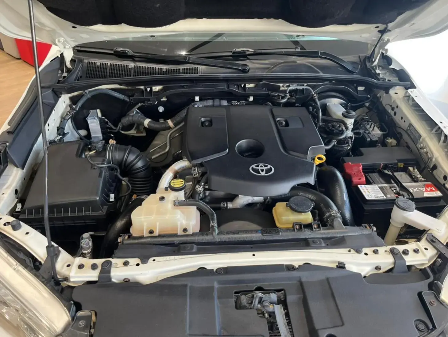 galeria HILUX SRV 4X4 2.8