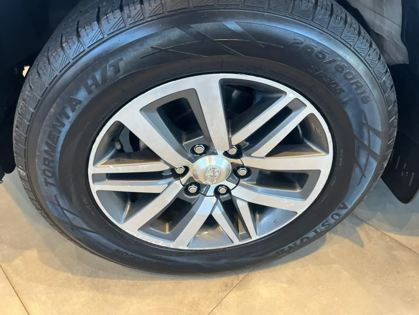 galeria HILUX SRX 4X4 2.8