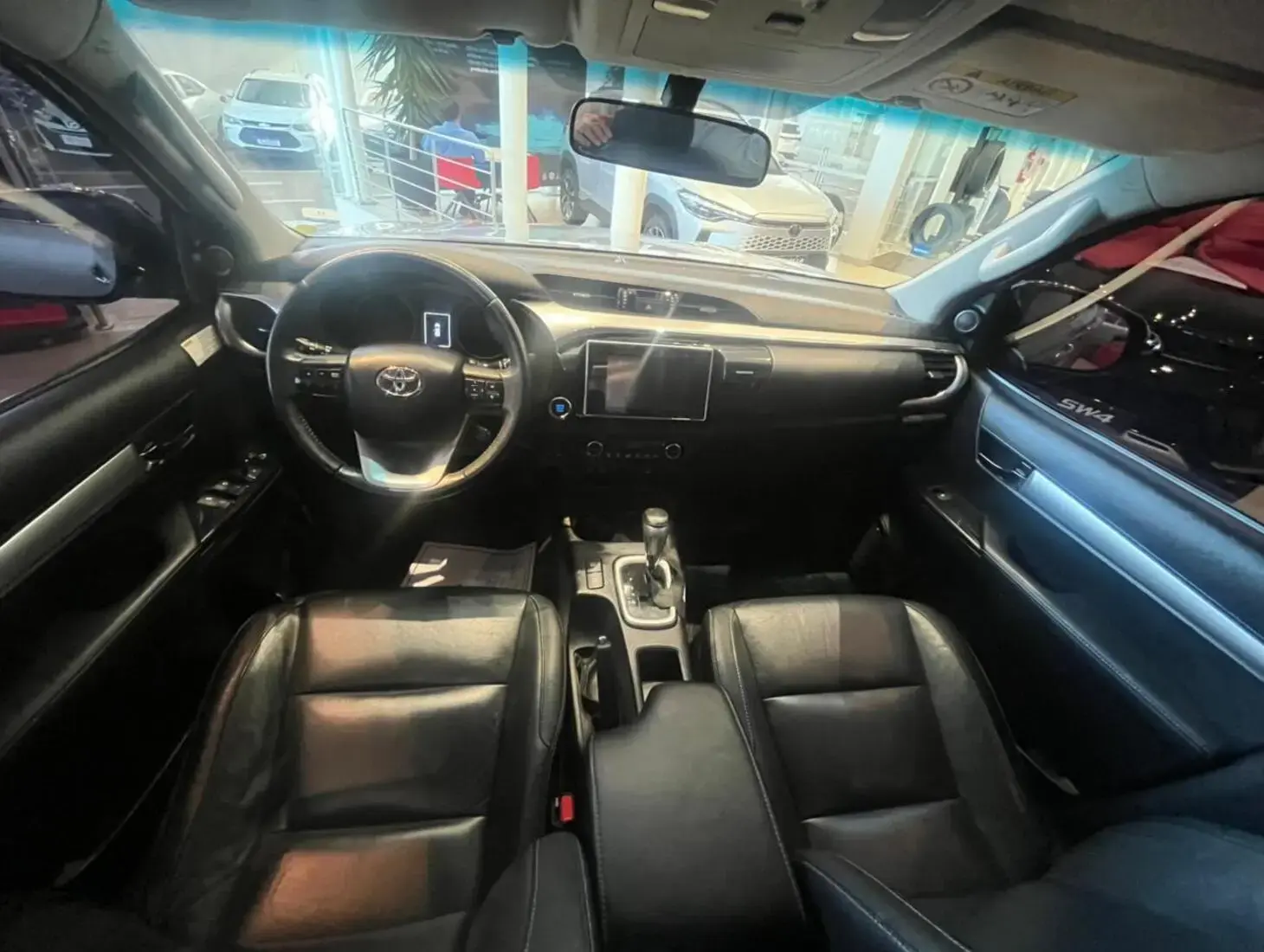 galeria HILUX SRX 4X4 2.8