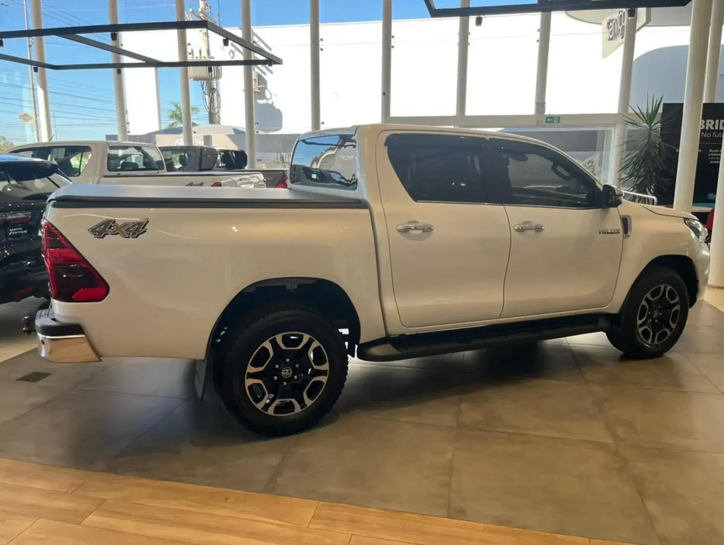 galeria HILUX SRX 4X4 2.8