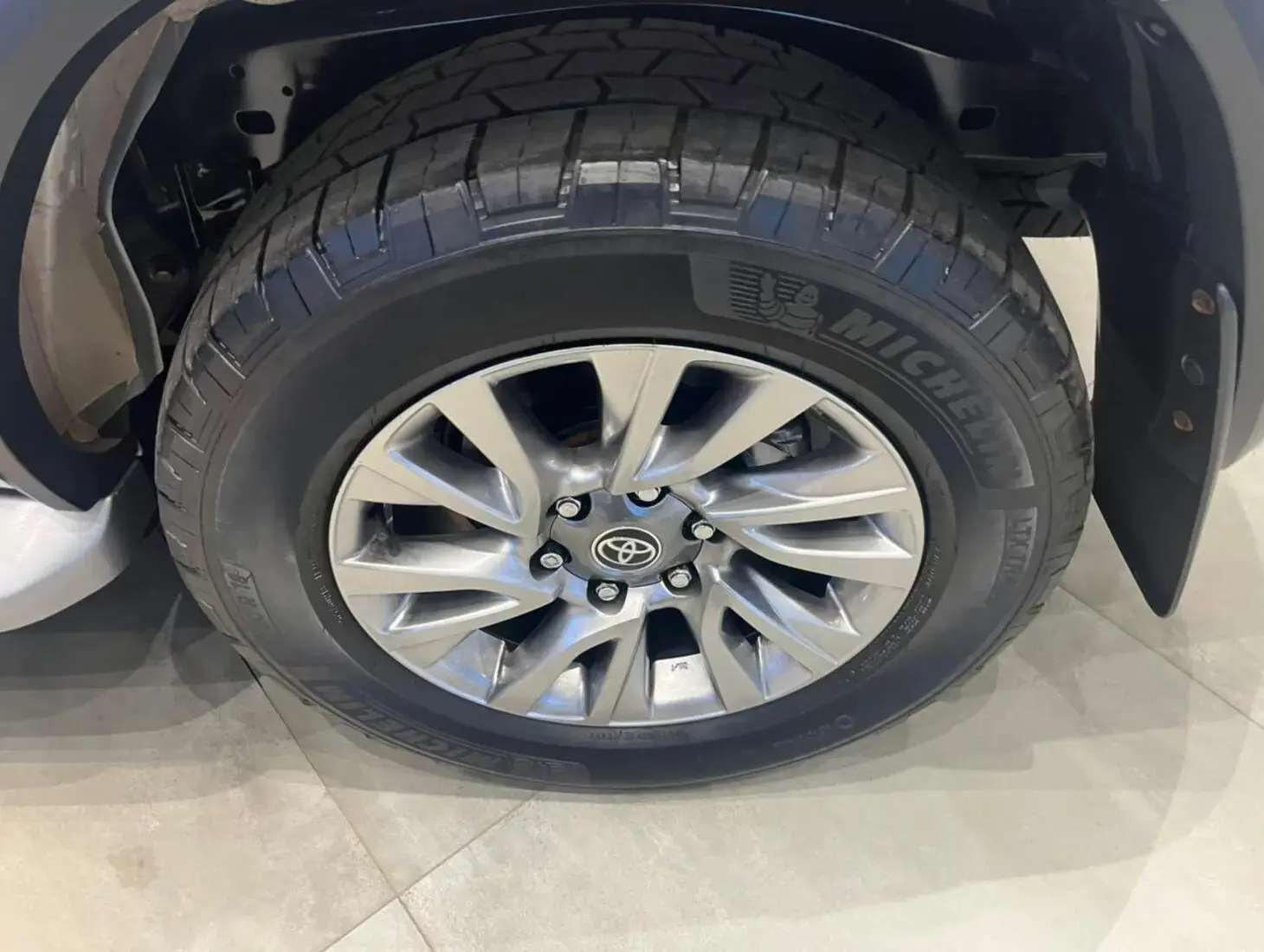 galeria SW4 SRX LUGARES 2.8 4X4