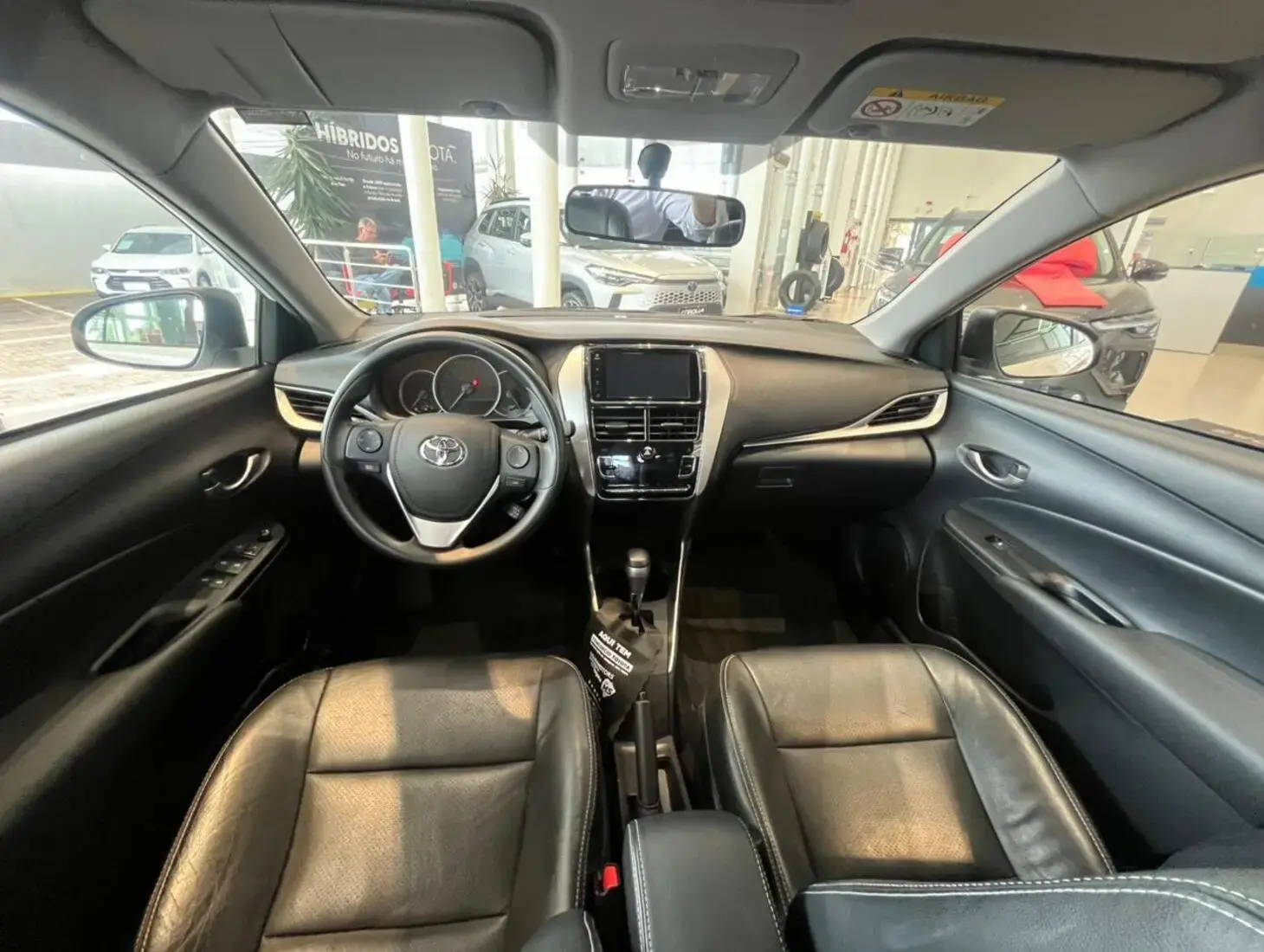 galeria YARIS CONNECT PLUS