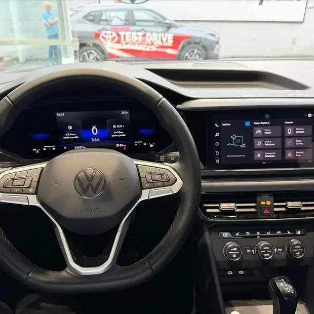 Volkswagen TAOS 1.4 250 TSI TOTAL FLEX COMFORTLINE AUTOMÁTICO