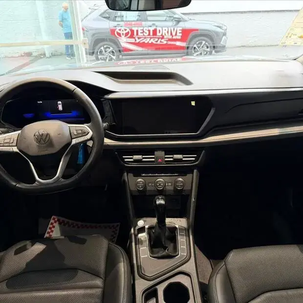 Volkswagen TAOS 1.4 250 TSI TOTAL FLEX COMFORTLINE AUTOMÁTICO