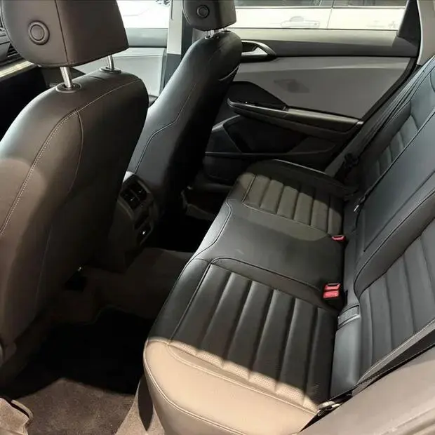 Volkswagen TAOS 1.4 250 TSI TOTAL FLEX COMFORTLINE AUTOMÁTICO