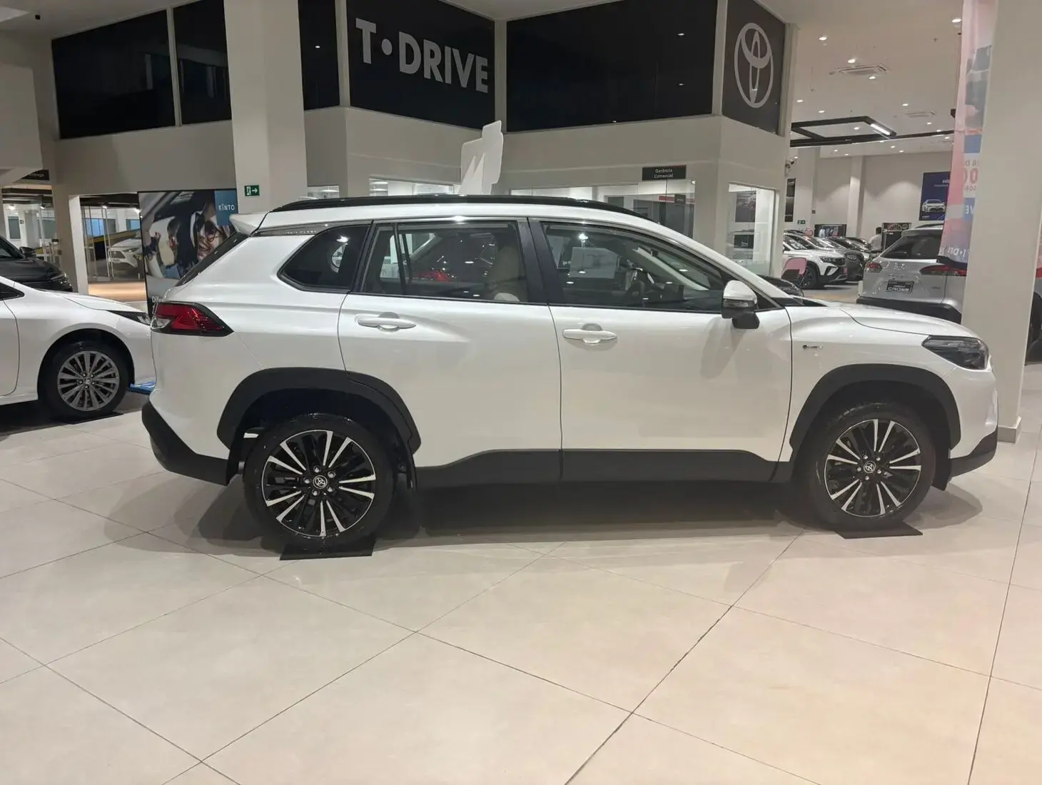 galeria Corolla Cross