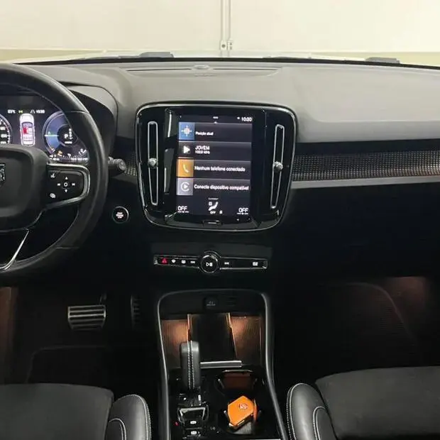 Volvo XC40 1.5 T5 Hybrid R-Design AWD