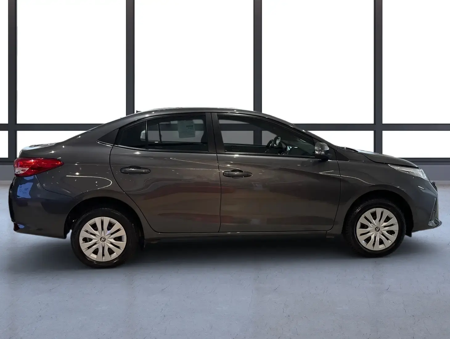 galeria Yaris Sedan