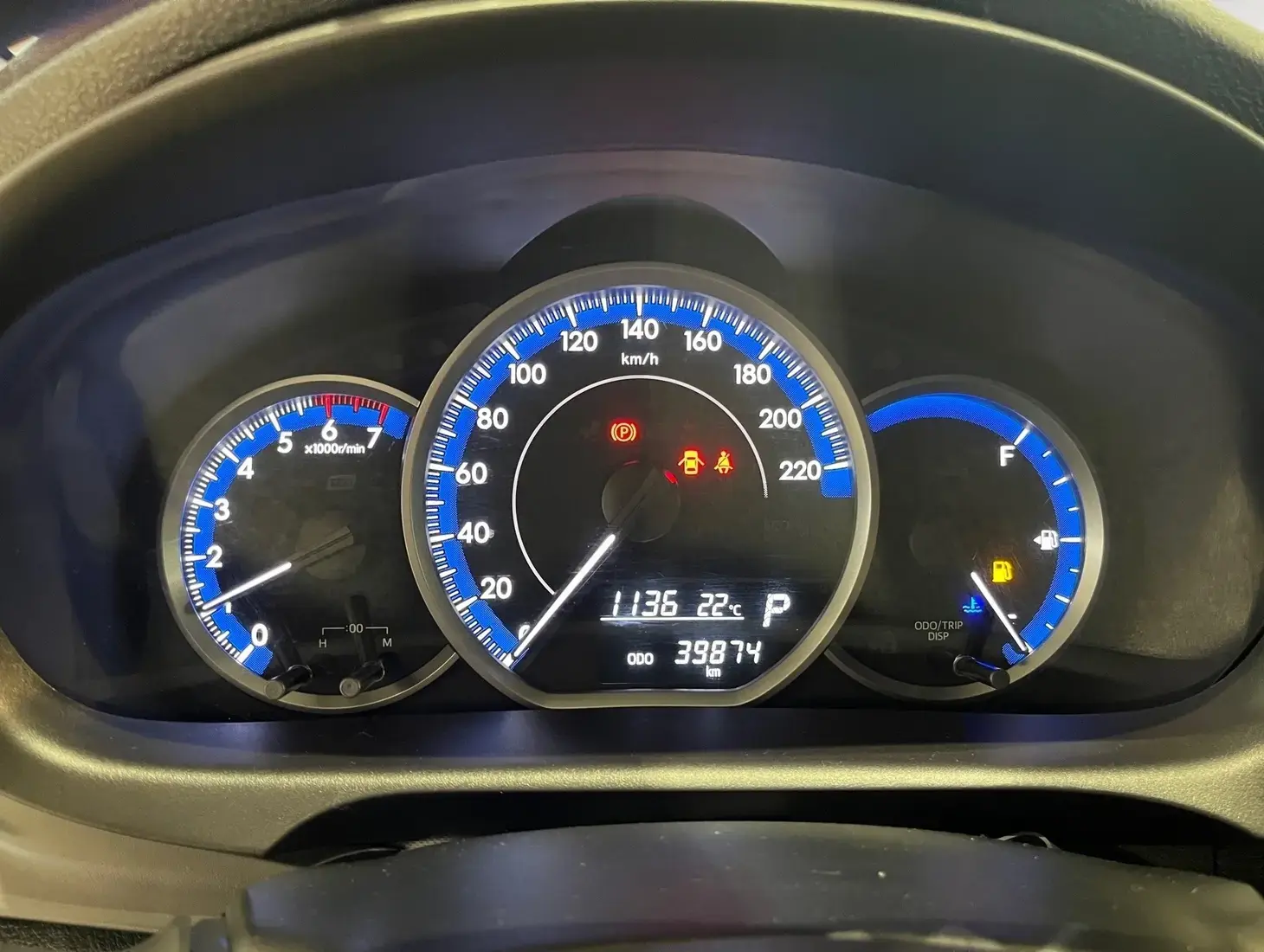 galeria Yaris Sedan