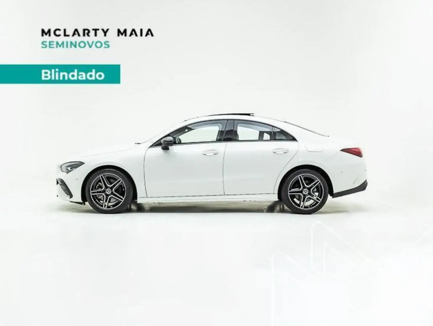 galeria CLA 200 AMG