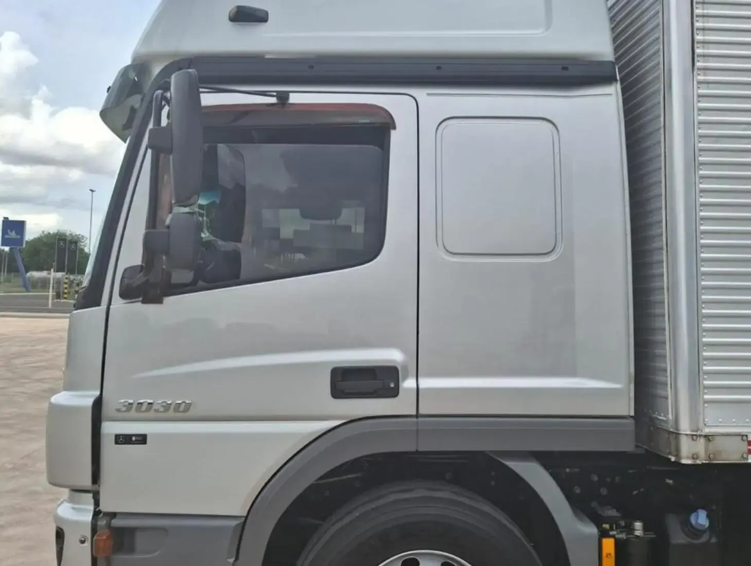 galeria MERCEDES-BENZ ATEGO 3030 - 8x2