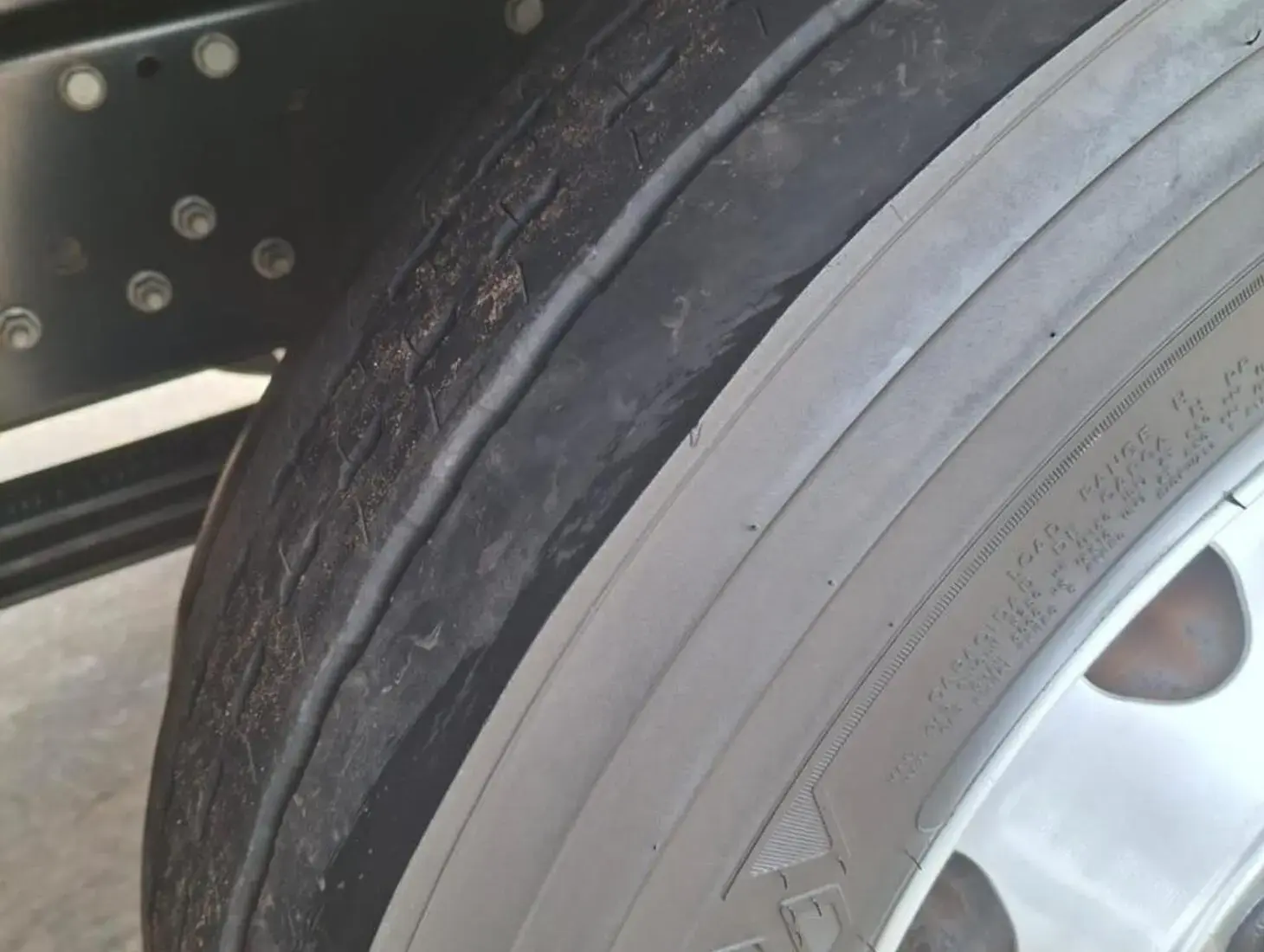 galeria MERCEDES-BENZ ATEGO 3030 - 8x2