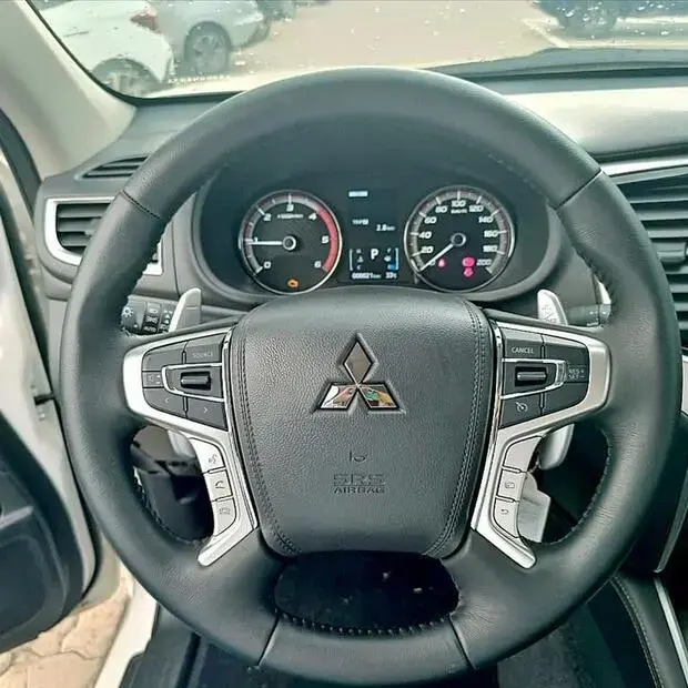 Mitsubishi L200 TRITON 2.4 16V TURBO DIESEL SPORT HPE CD 4P 4X4 AUTOMÁTICO