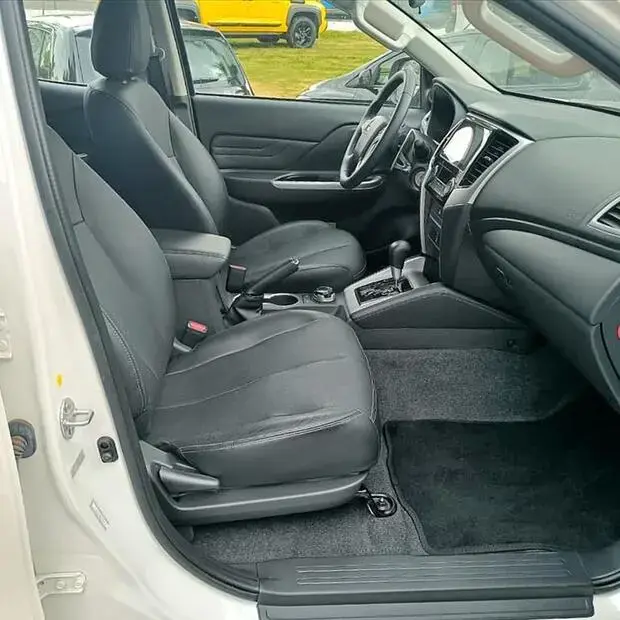 Mitsubishi L200 TRITON 2.4 16V TURBO DIESEL SPORT HPE CD 4P 4X4 AUTOMÁTICO