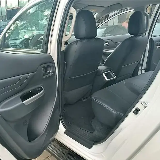 Mitsubishi L200 TRITON 2.4 16V TURBO DIESEL SPORT HPE CD 4P 4X4 AUTOMÁTICO