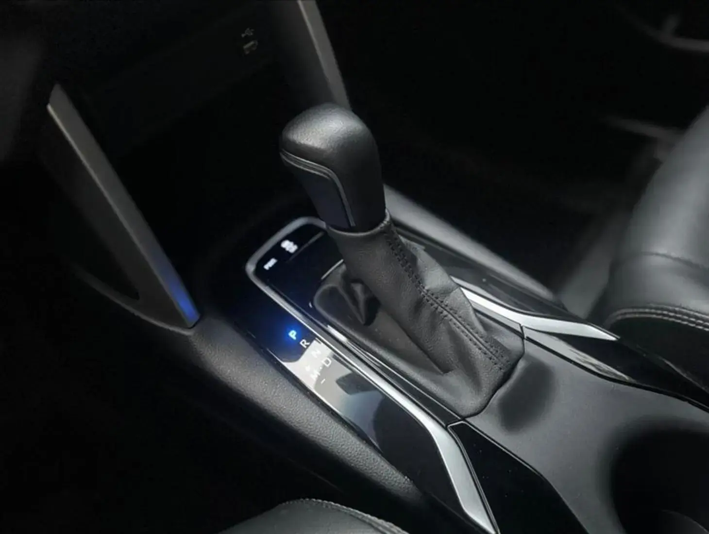 galeria COROLLA CROSS