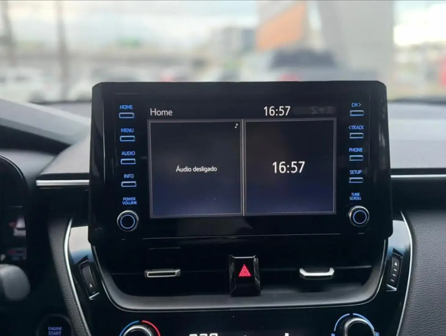 galeria COROLLA CROSS