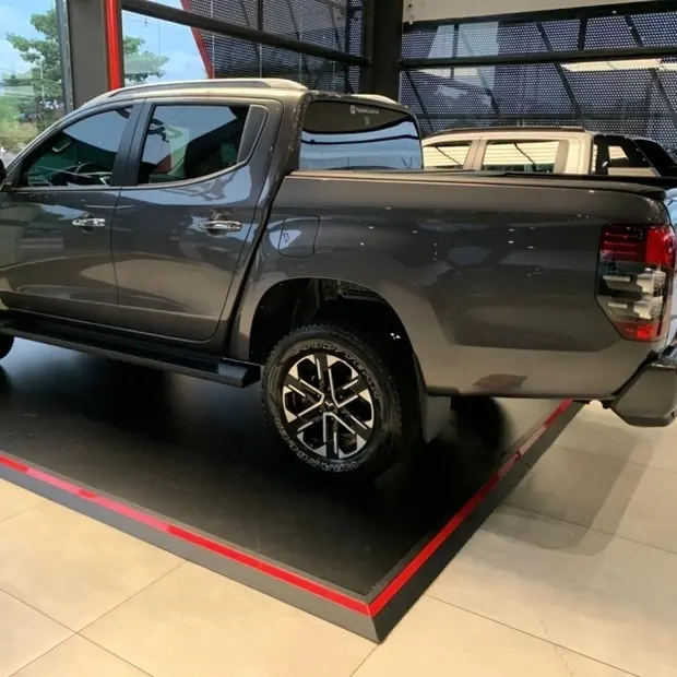 Mitsubishi L200 TRITON 2.4 16V TURBO DIESEL SPORT HPE-S CD 4P 4X4 AUTOMÁTICO