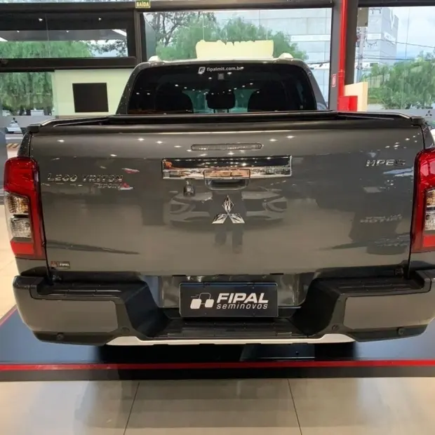 Mitsubishi L200 TRITON 2.4 16V TURBO DIESEL SPORT HPE-S CD 4P 4X4 AUTOMÁTICO