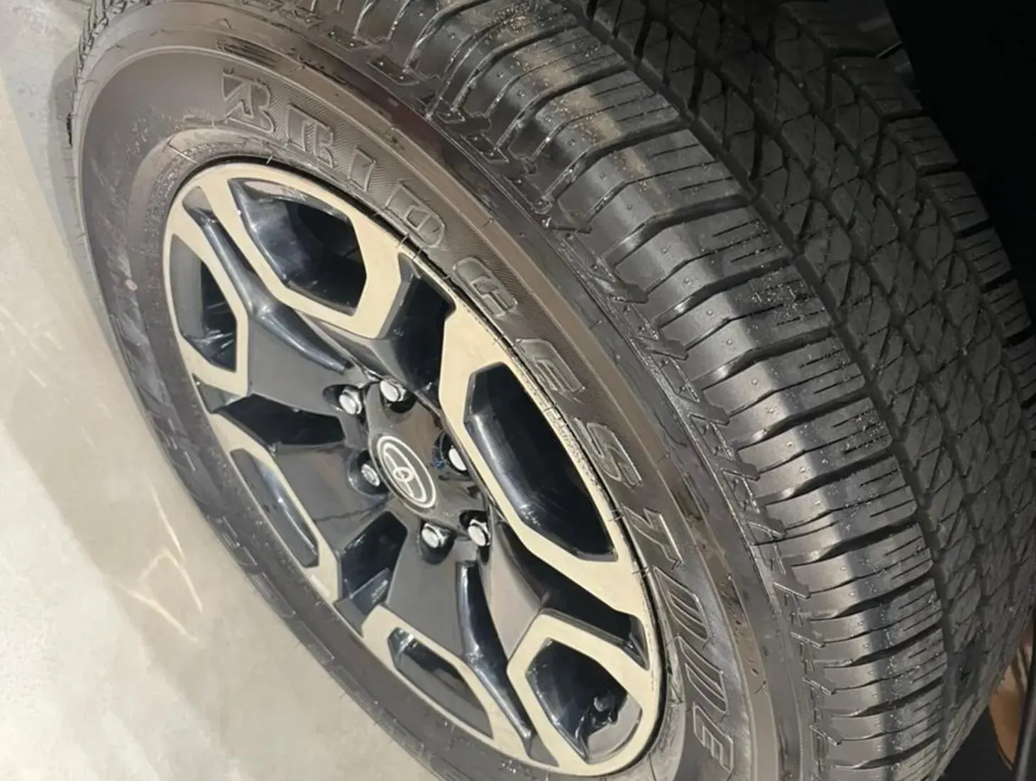 galeria HILUX SRV 4X4 2.8