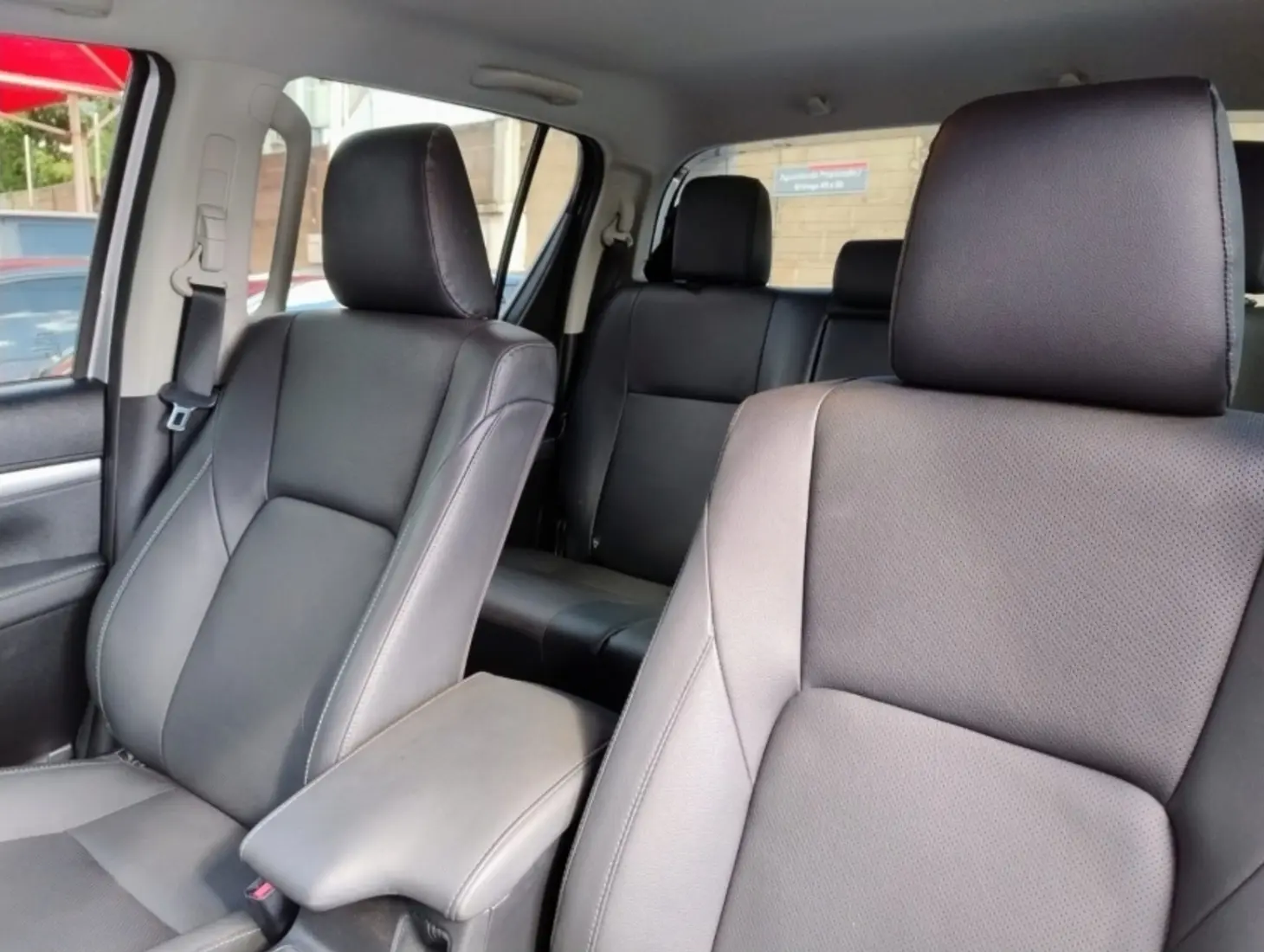 galeria HILUX