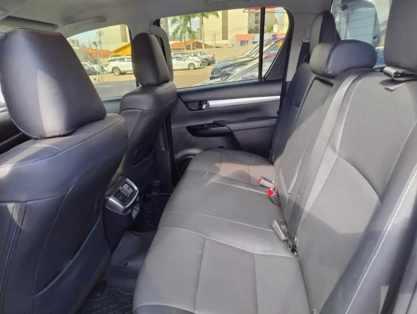 galeria HILUX