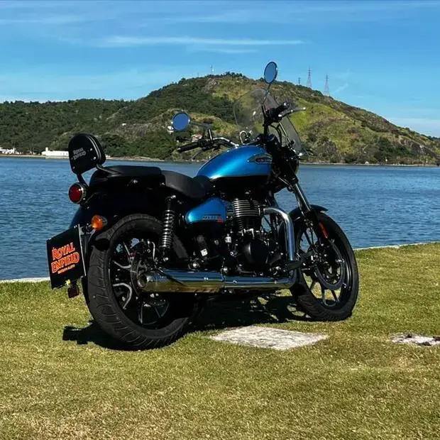 Royal Enfield METEOR 350 SUPERNOVA