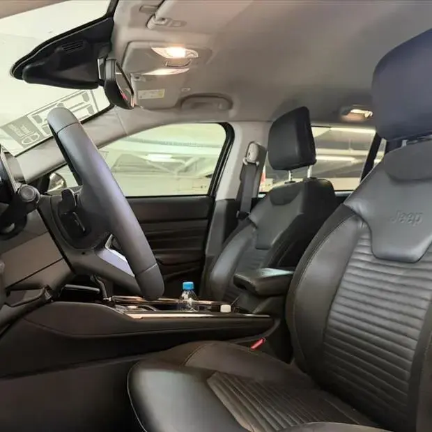 Jeep COMMANDER 1.3 T270 TURBO FLEX LIMITED AT6