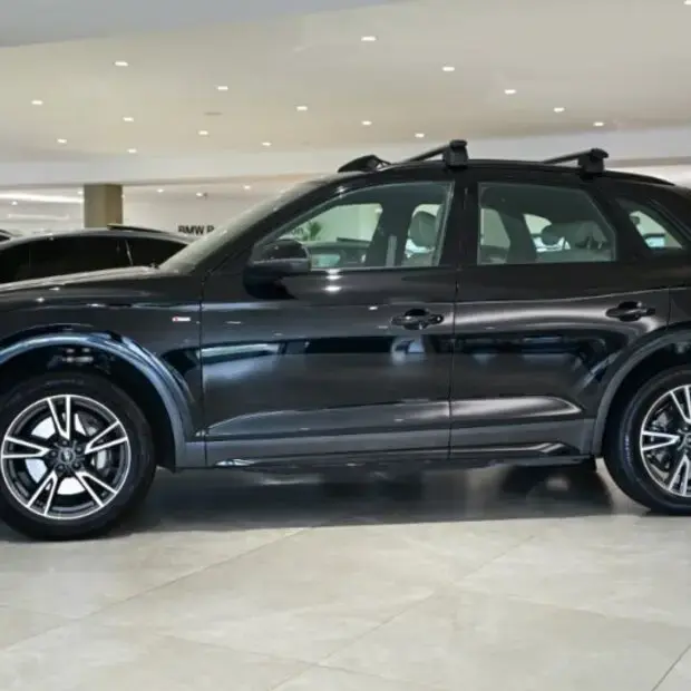 Audi Q5 Perf. Black 2.0 TFSIe S.Tr. Qt (Hib.)