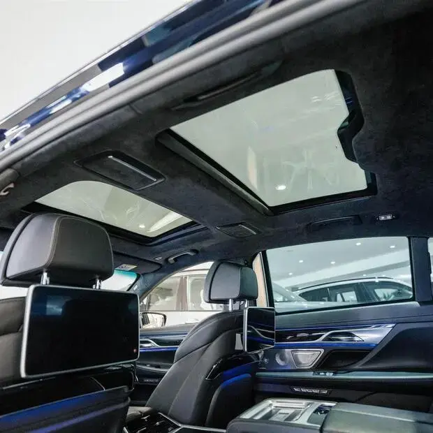 Bmw 750i 750iL M Sport Sedan 4.4 V8 450cv Aut.