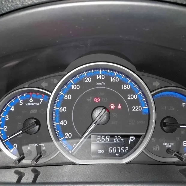 Toyota YARIS 1.5 16V FLEX SEDAN XL MULTIDRIVE