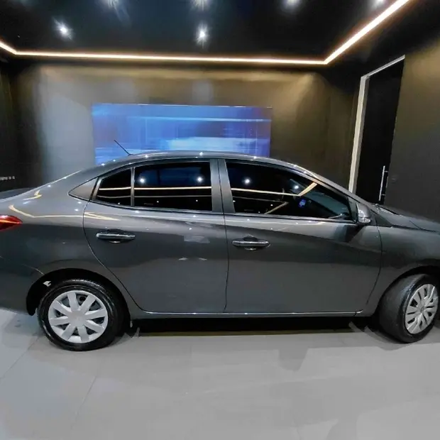 Toyota YARIS 1.5 16V FLEX SEDAN XL MULTIDRIVE