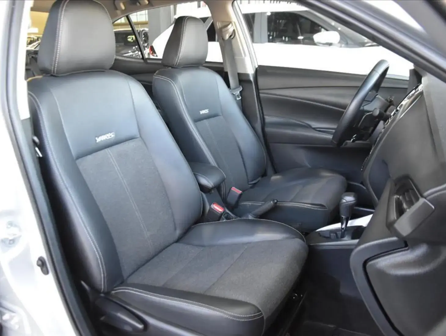 galeria YARIS