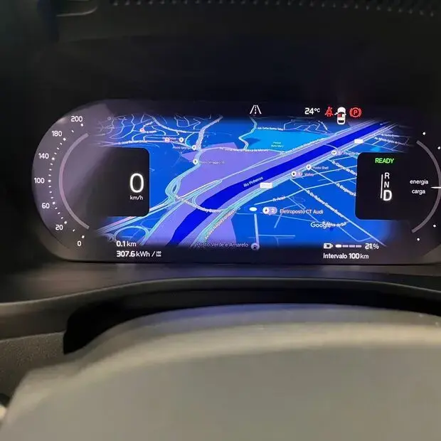 Volvo C40 Recharge Plus (Elétrico)
