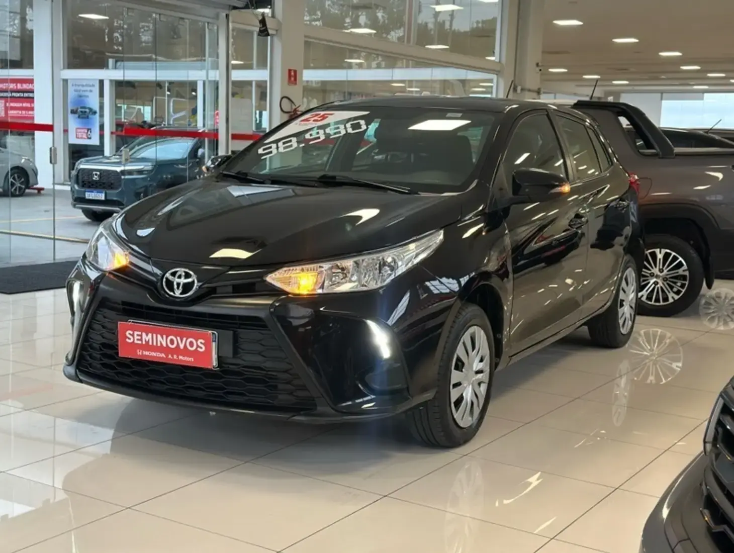 galeria Yaris