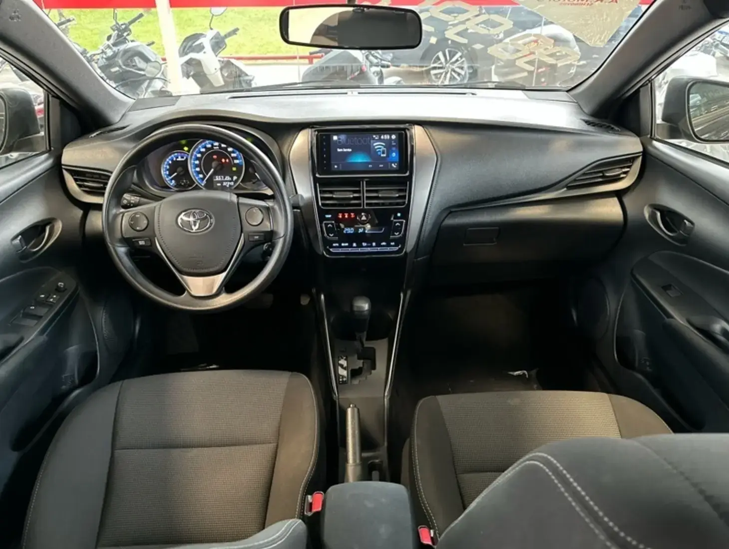 galeria Yaris