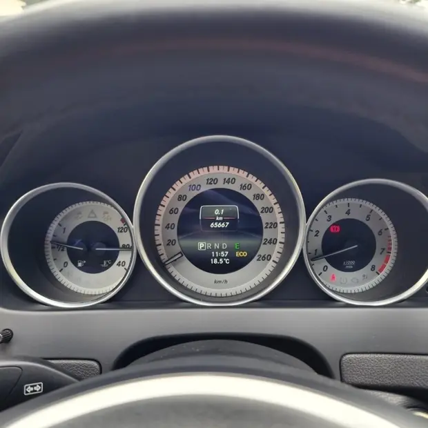 Mercedes Benz C 180 1.6 CGI COUPE 16V TURBO GASOLINA 2P AUTOMÁTICO