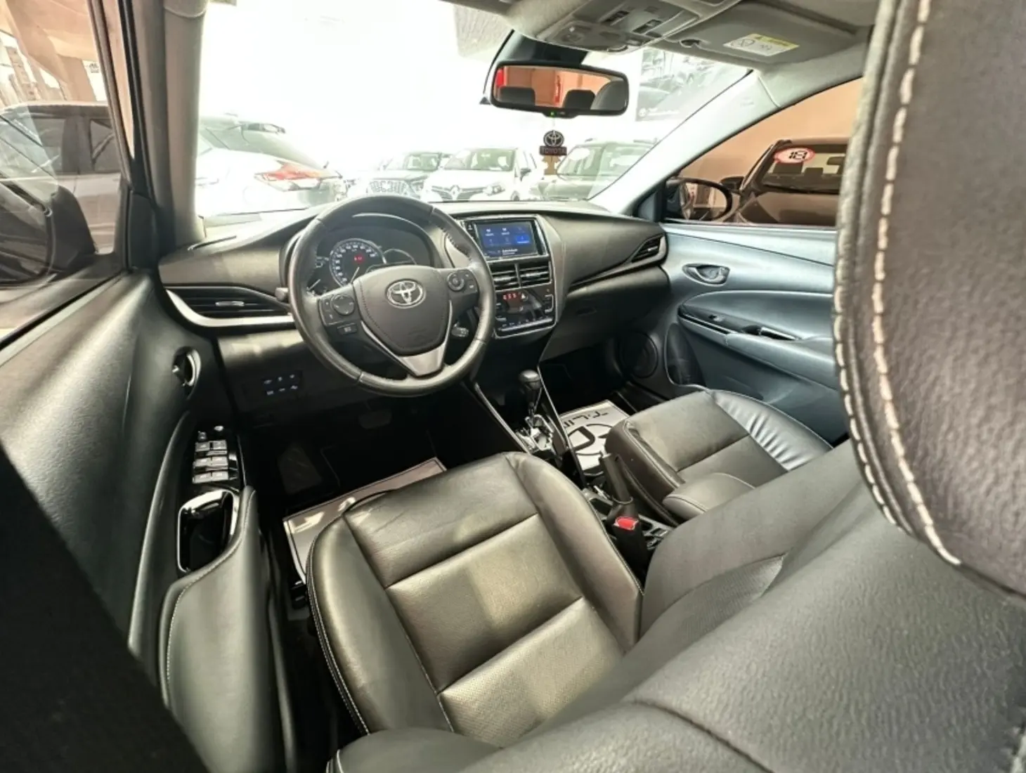 galeria YARIS