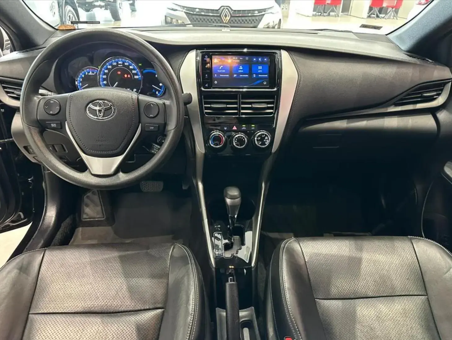 galeria YARIS