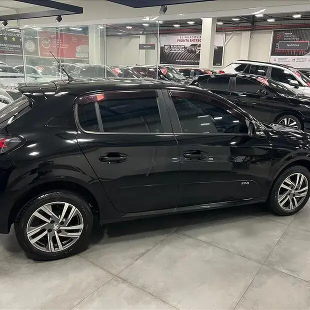 Peugeot 208 1.6 16V FLEX GRIFFE AT6