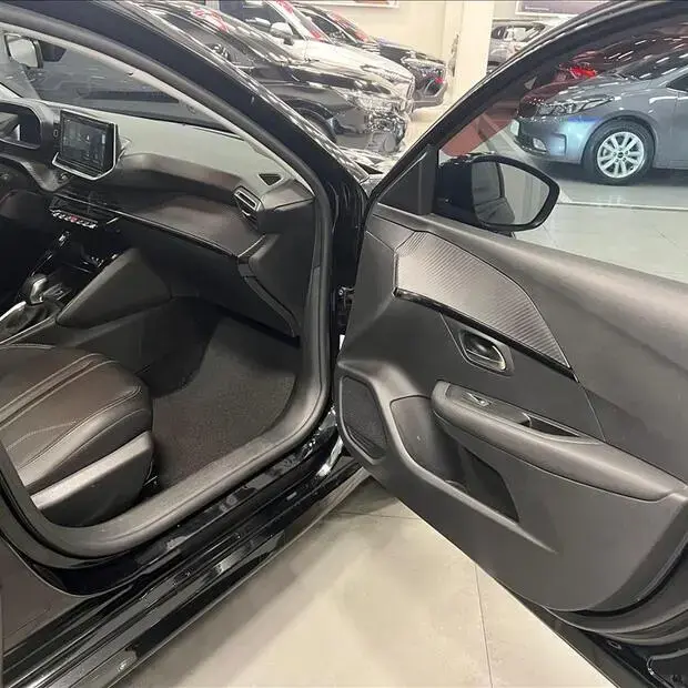 Peugeot 208 1.6 16V FLEX GRIFFE AT6