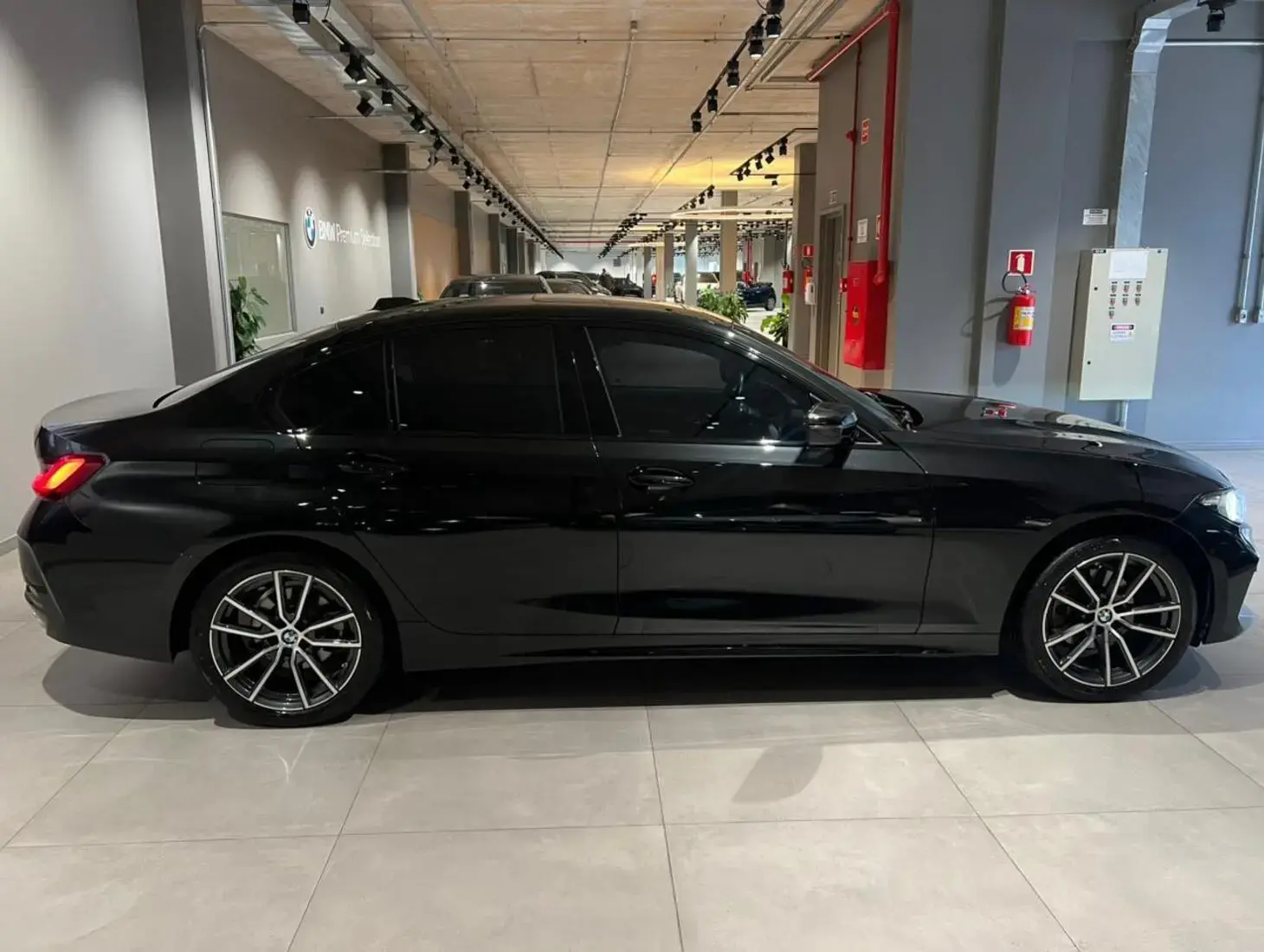 galeria 320i