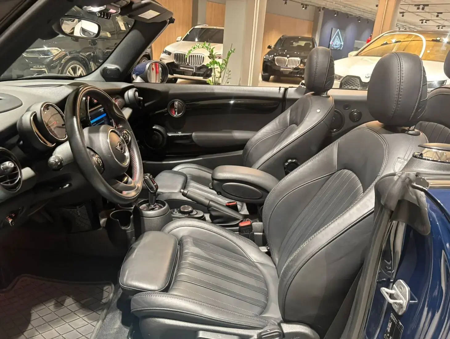 galeria Cooper Cabrio