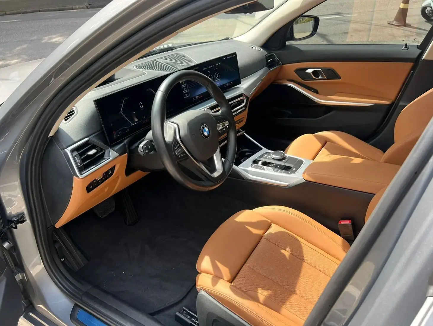 galeria 320i