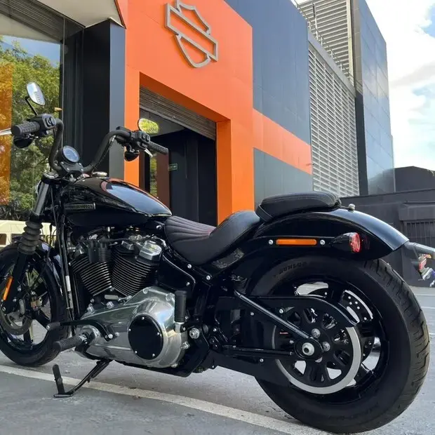 Harley Davidson Street Bob FXBB