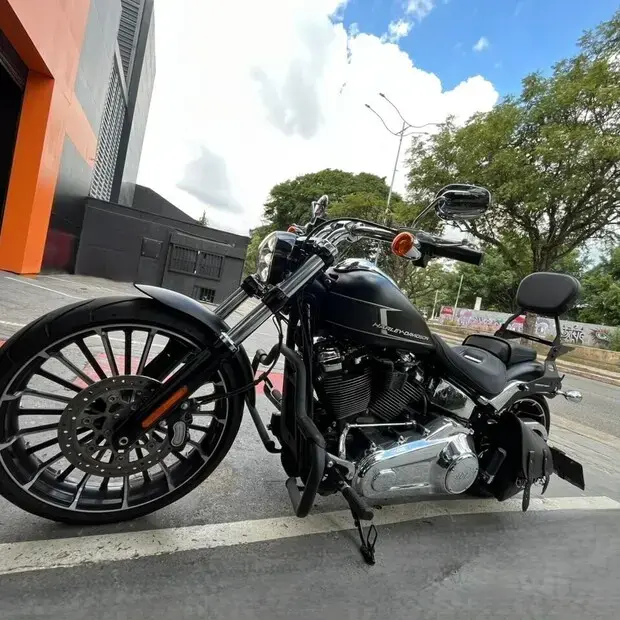 Harley Davidson Breakout 117