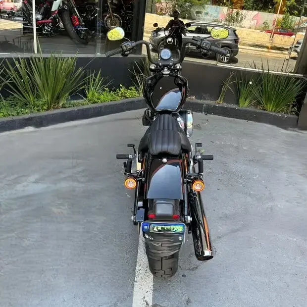 Harley Davidson Street Bob FXBB