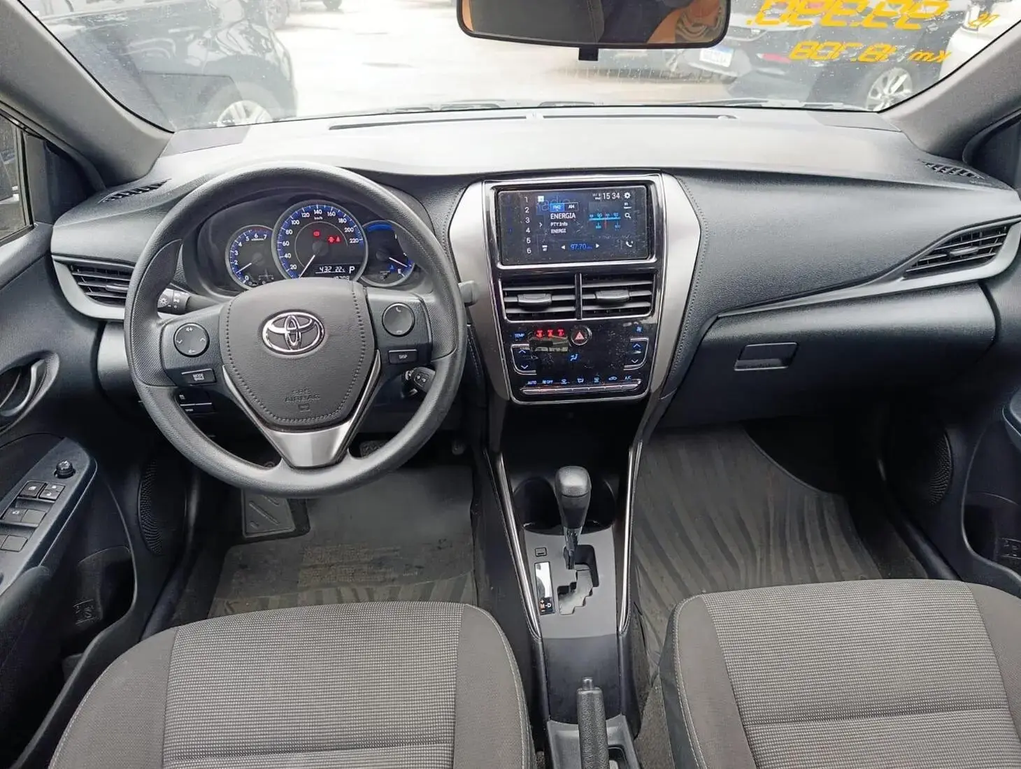 galeria Yaris