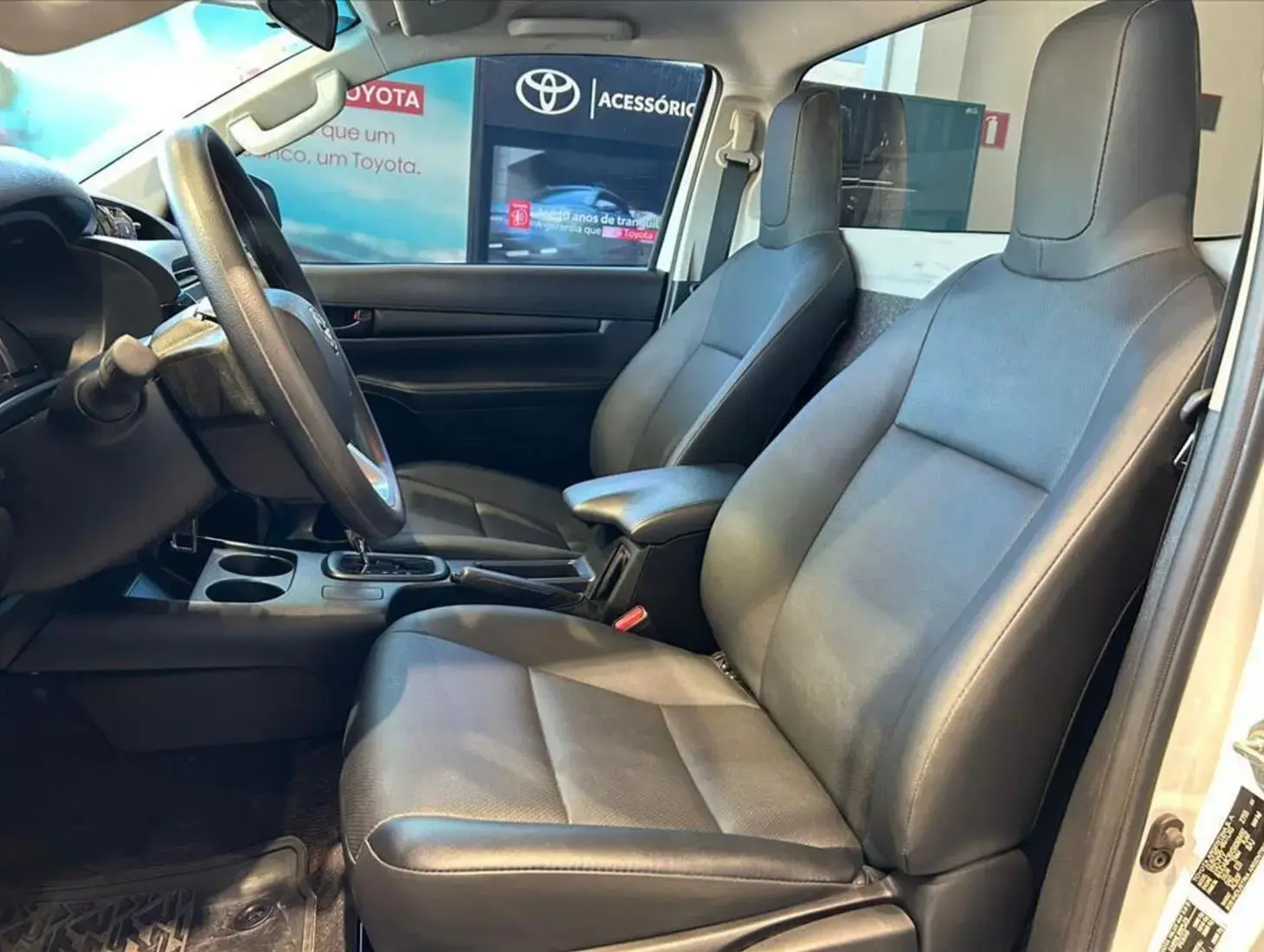 galeria HILUX